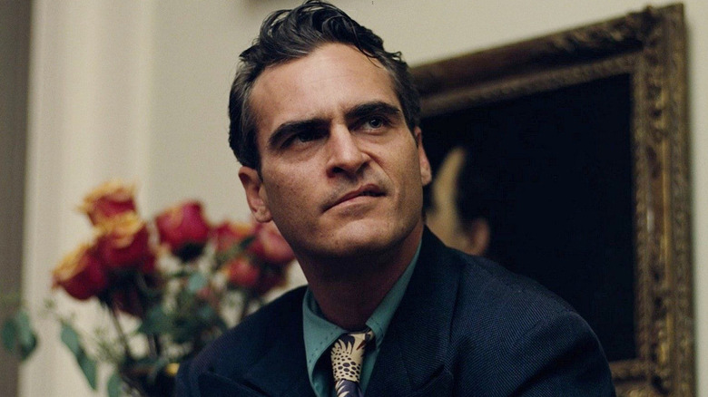 Freddie Quell looking disgruntled in The Master (2012)