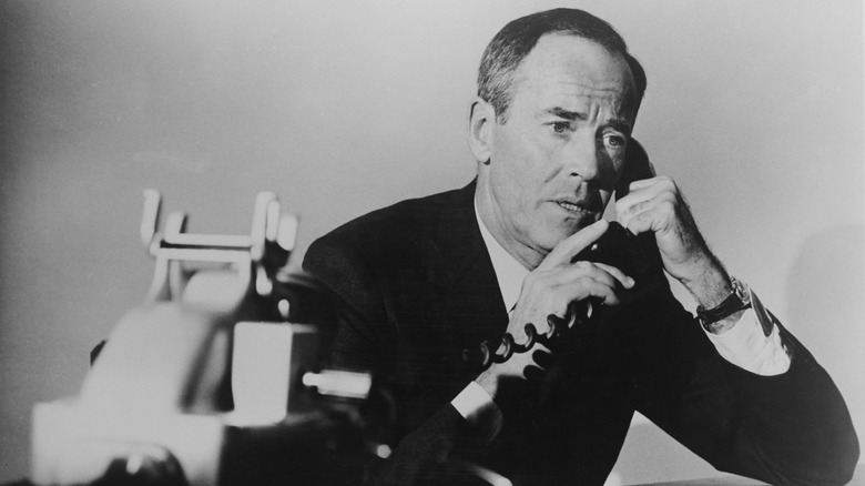 The President talks on the phone in Fail Safe