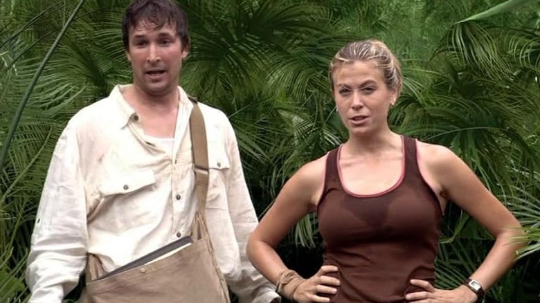 Flynn and Nicole in the jungle in The Librarian: Quest for the Spear (2004)
