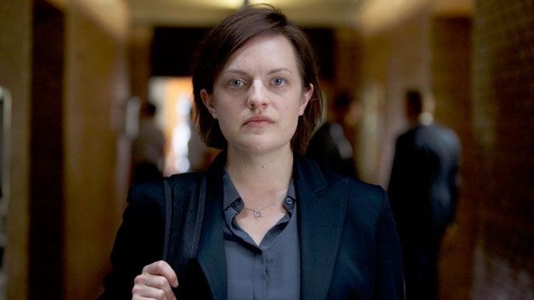 Robin walks through the halls of the precinct in Top of the Lake.
