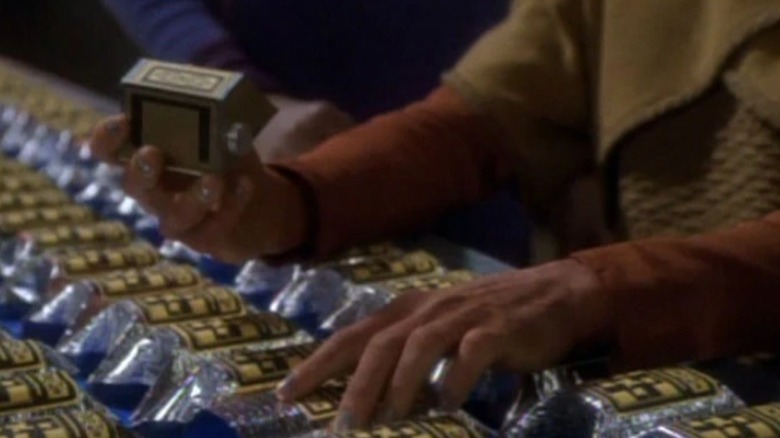 Packaged self-sealing stem bolts in "Star Trek: Deep Space 9 "