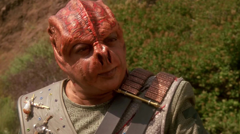 Dathon tilts his head in "Star Trek: The Next Generation" (1987-1994)