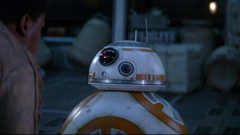 BB-8 speaking with Finn in "Star Wars: The Force Awakens"