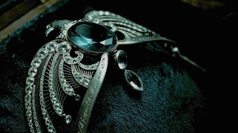 Rowena Ravenclaw's diadem of wisdom with a large jewel in Harry Potter and the Deathly Hallows - Part 2