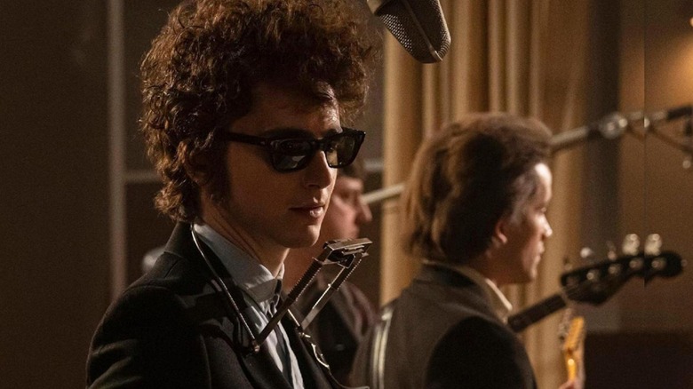 Bob Dylan in the recording studio in "A Complete Unknown" (2024)