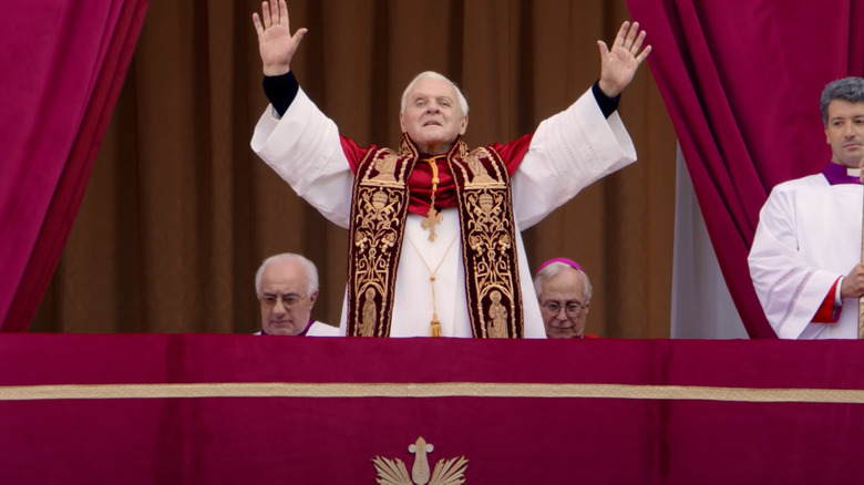 Pope Benedict waving to crowd