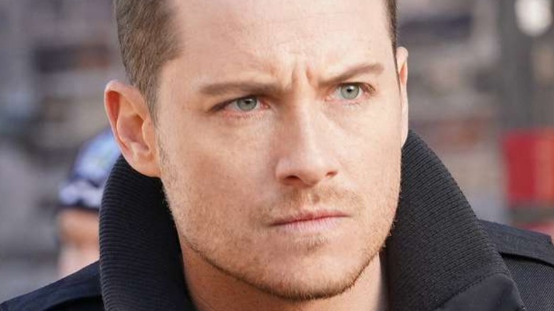 Jesse Lee Soffer in police uniform