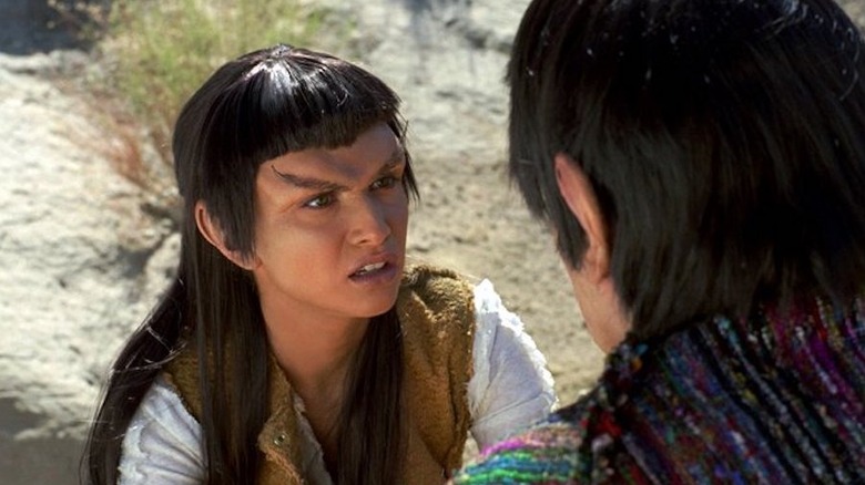 Oji pleads with her father in Star Trek: The Next Generation