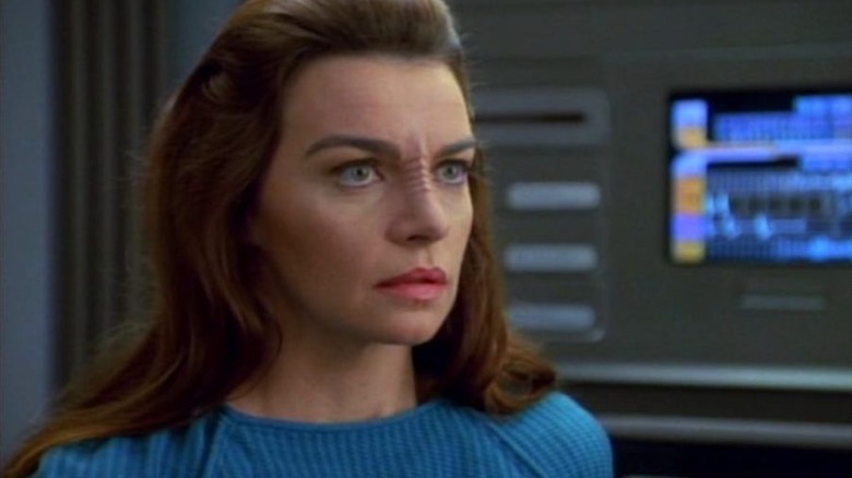 Seska in sickbay in "Star Trek: Voyager" (1995-2001)