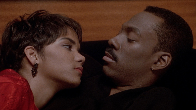Angela and Marcus looking at each other in Boomerang (1992)