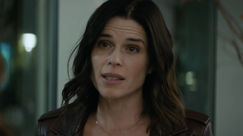 Sidney talking in a leather jacket in Scream 7 (2026)