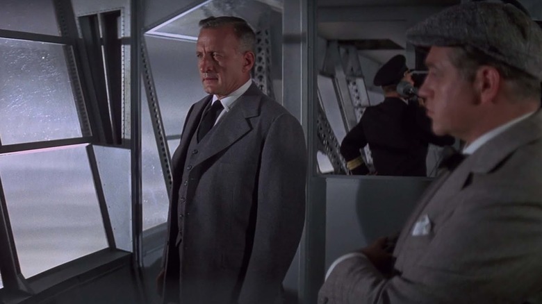 Col. Franz Ritter high in the sky in The Hindenburg (1975)