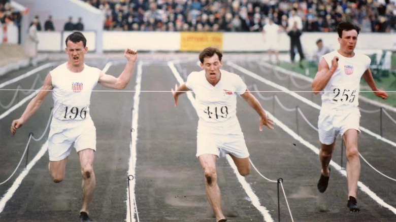 Runners sprinting