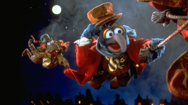 Rizzo and Gonzo flying through the London sky