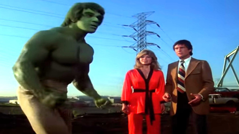 Lou Ferrigno hulking out