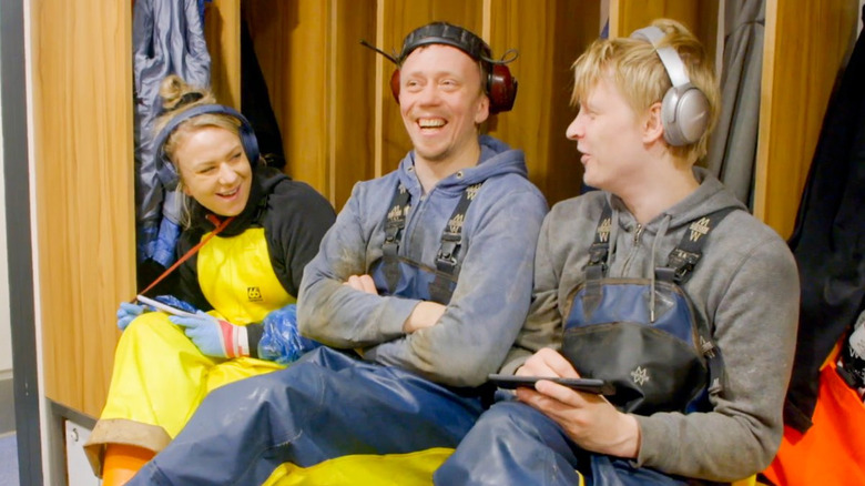 The greenhorns pal around in "Ice Cold Catch" (2022-2023)