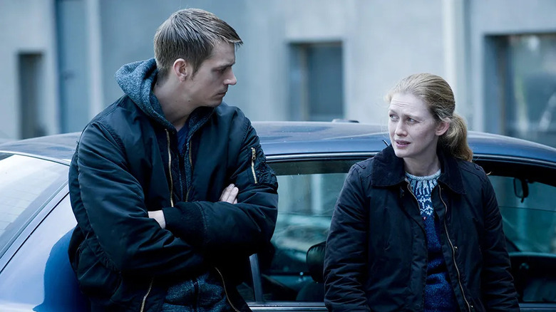 Jim and Jane talk outside a car in "The Killing" (2011-2014)