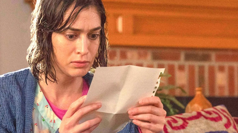 Annie Wilkes reads a letter in "Castle Rock" (2018-2019)