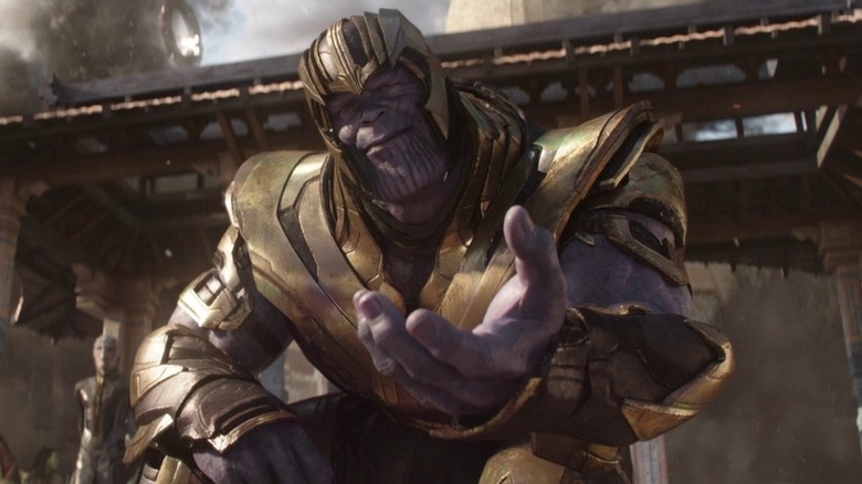 Thanos extending out his hand in Avengers: Infinity War (2018)