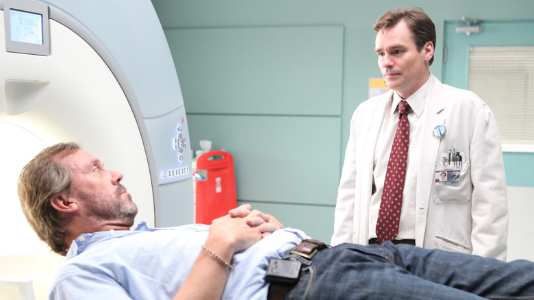 Gregory House and Wilson prepare for a CAT scan in "House MD"