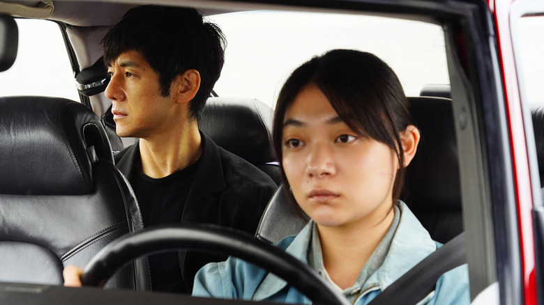 Misaki Watari driving around Yūsuke Kafuku