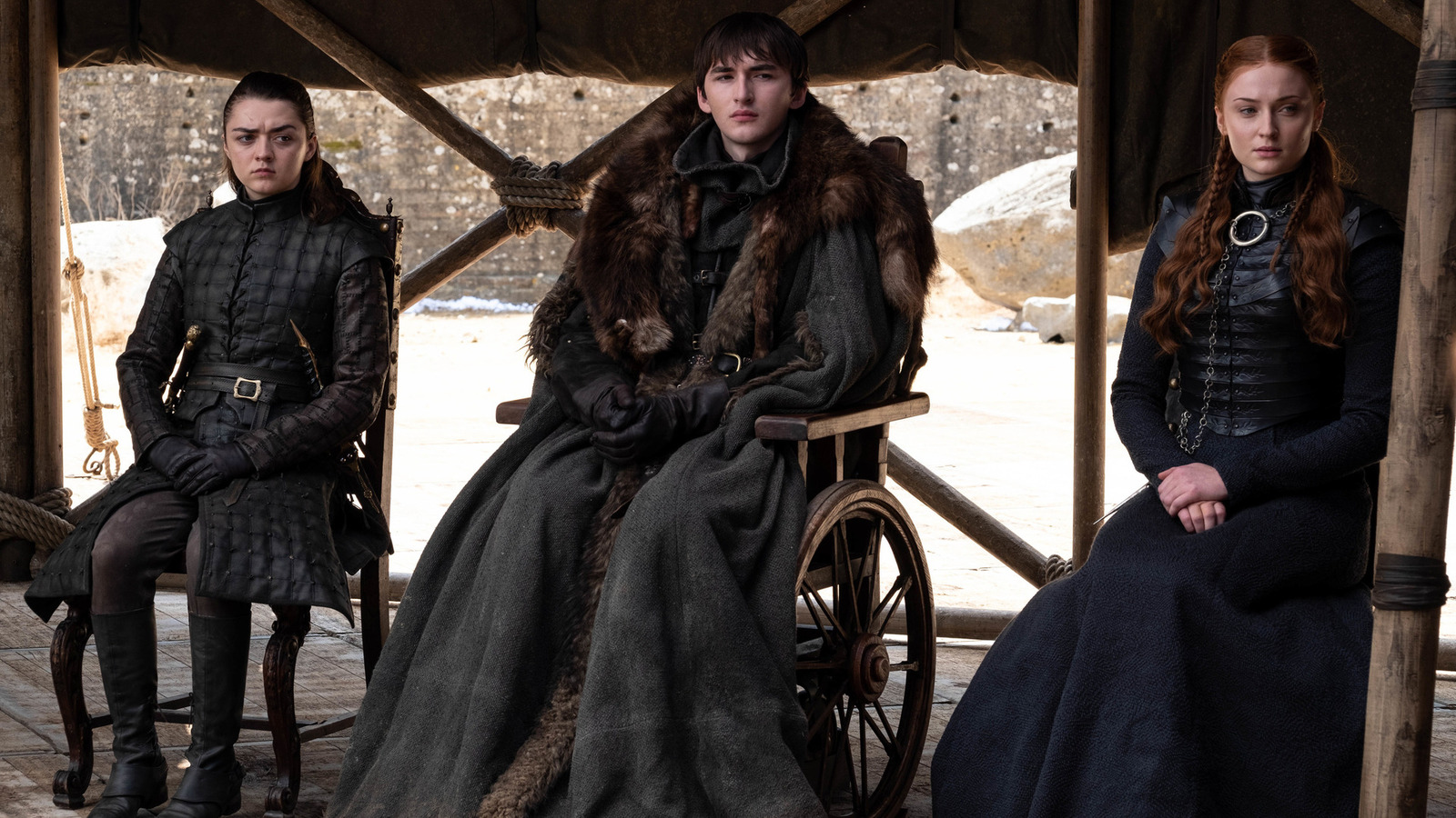 Game of Thrones' Season 1 Easter Eggs — 7 Shocking Facts About the