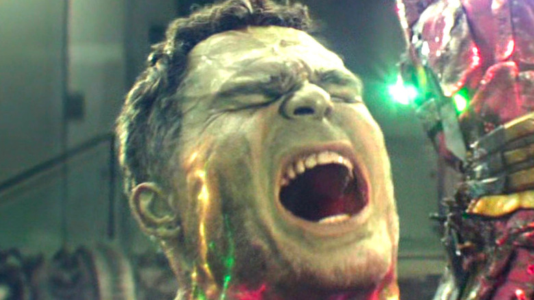Hulk uses Infinity Gauntlet Avengers Endgame