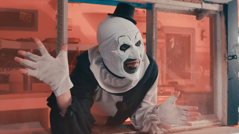 Terrifier's David Howard Thornton as a clown