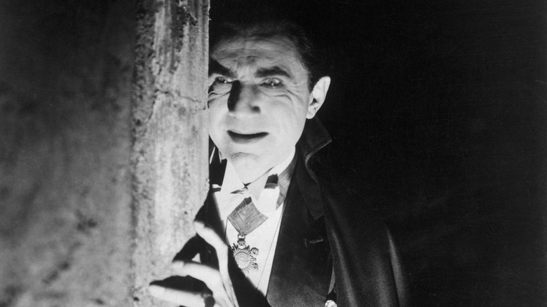 Dracula sneakily watches his prey in 'Dracula' (1931)