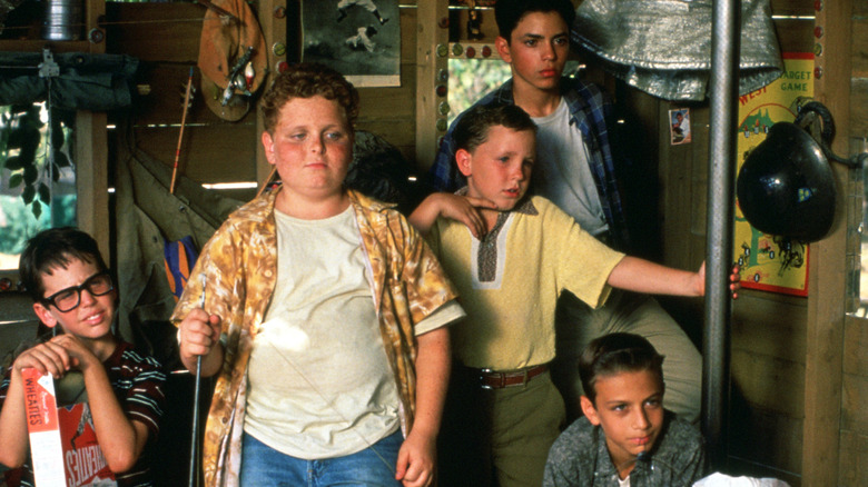 Kids hanging out in a treehouse in The Sandlot