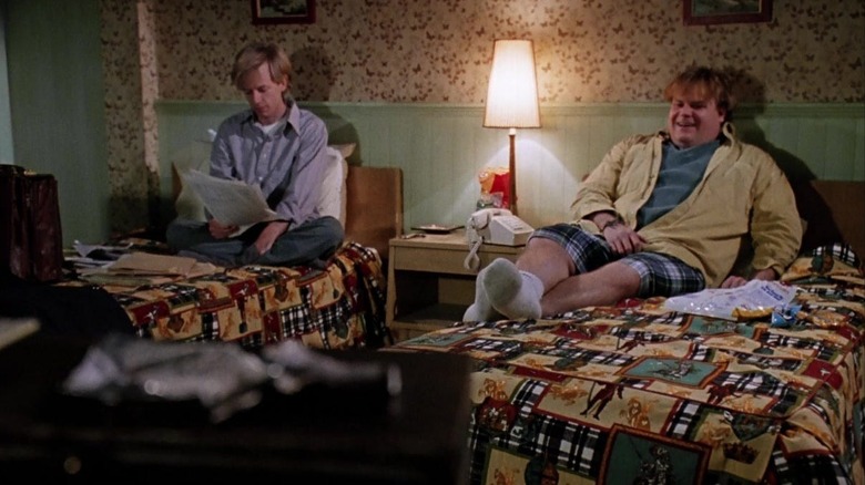 Richard and Tommy on beds in a hotel in Tommy Boy (1995)