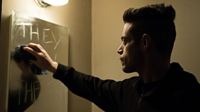 Elliot writes on a mirror in "Mr. Robot" (2015-2019)