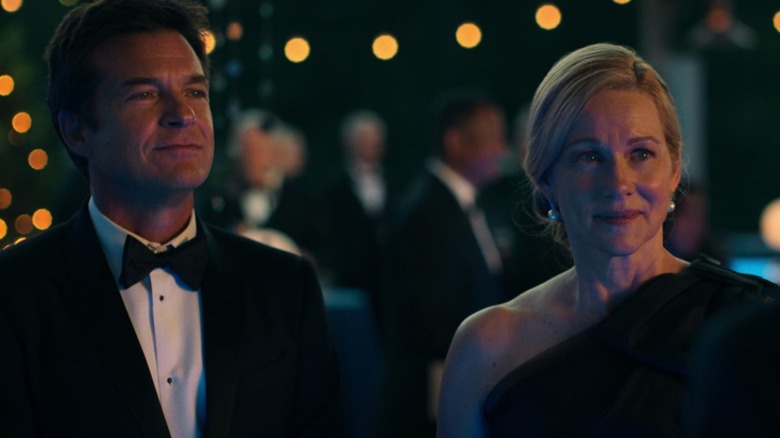 Marty and Wendy Byrde attend a gala in "Ozark" (2017-2022)