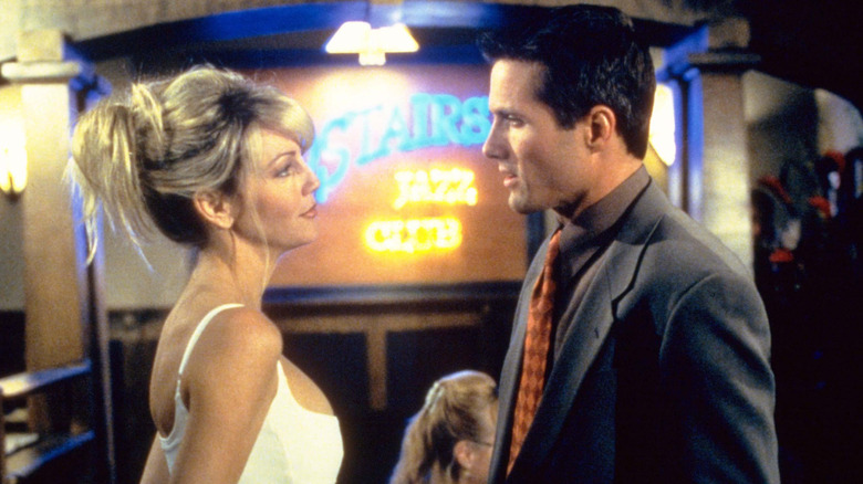 Kyle and Amanda chat in "Melrose Place"