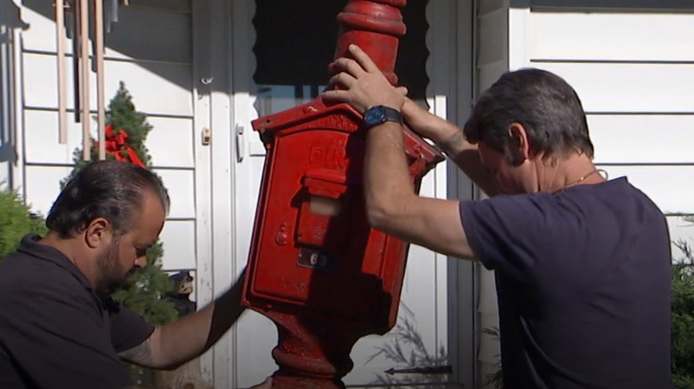American Pickers move fire box