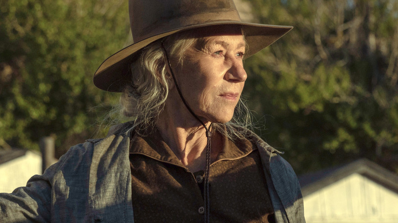 Cara Dutton wears a cowboy hat