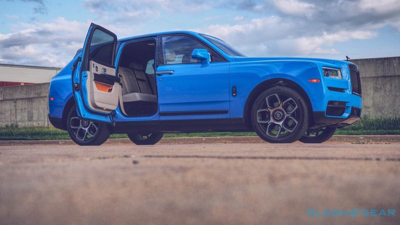 2022 Rolls-Royce Cullinan Price, Reviews, Pictures & More