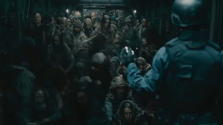 Snowpiercer engine crowd
