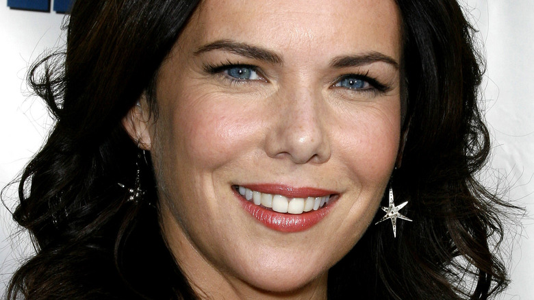 Lauren Graham smiling