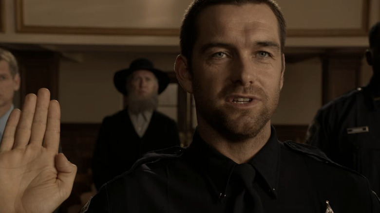 Lucas Hood being sworn in in Banshee