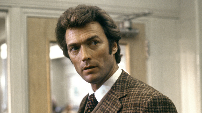 Harry Callahan talks to a police sergeant in "Dirty Harry" (1971)