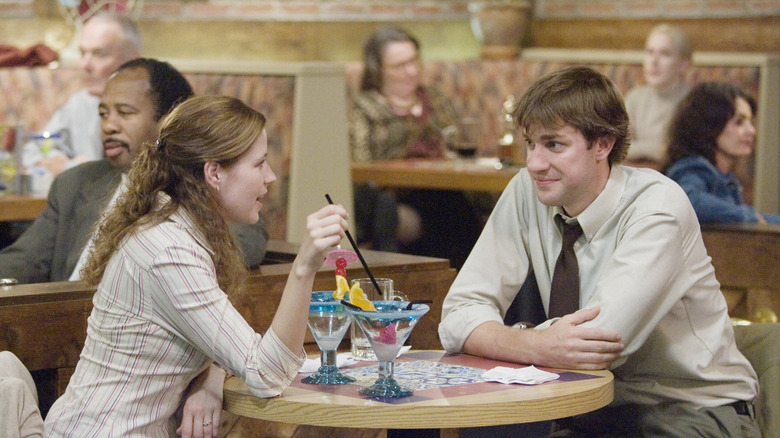 Pam and Jim at a table at Chili's on The Office