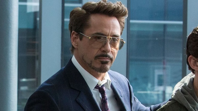 Tony Stark walking with Peter Parker in Spider-Man: Homecoming (2017)