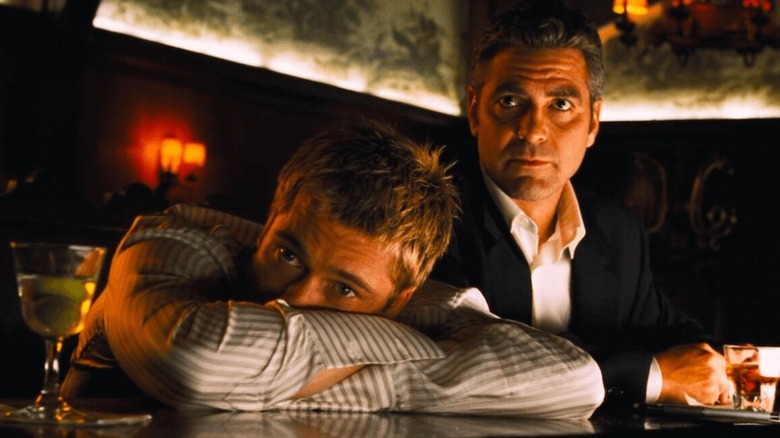 Danny and Rusty at a casino bar in Ocean's 11 (2001)