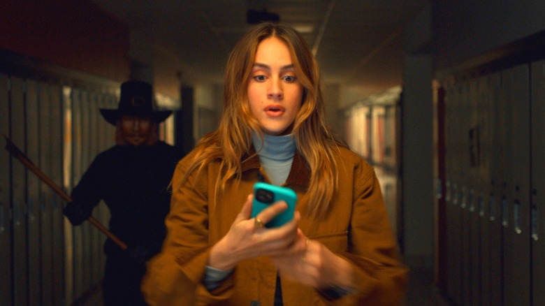 Yulia stalked by a masked killer in 