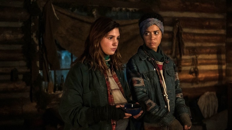 Shauna and Tai in the cabin in Yellowjackets