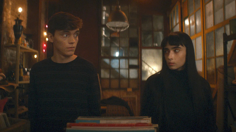 Sasha and Paul meeting in "Humanist Vampire Seeking Consenting Suicidal Person"