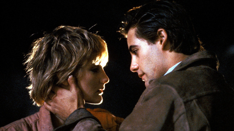 Caleb and Mae embrace in Near Dark (1987)