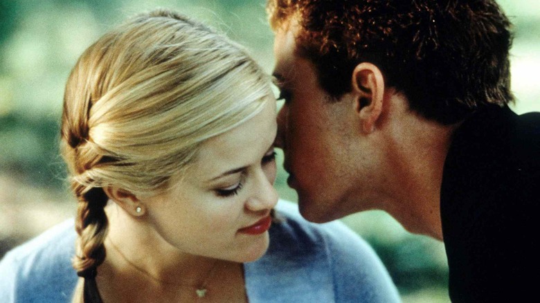 Sebastian whispering in Annette's ear in Cruel Intentions