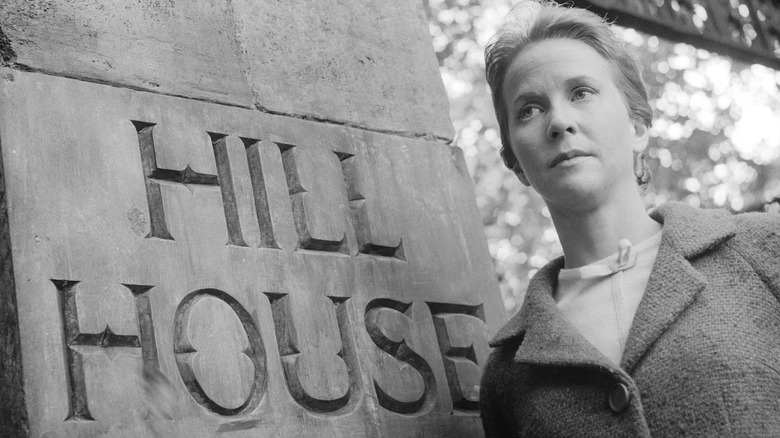 Eleanor Vance arrives at Hill House in The Haunting (1963)